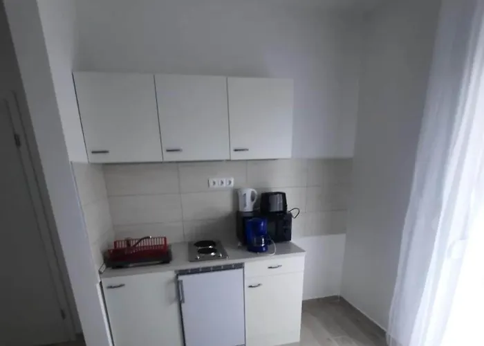 아파트 Matkovi - Two Bedroom 1 비르