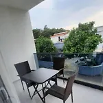 Matkovi - Two Bedroom 1 * 维尔